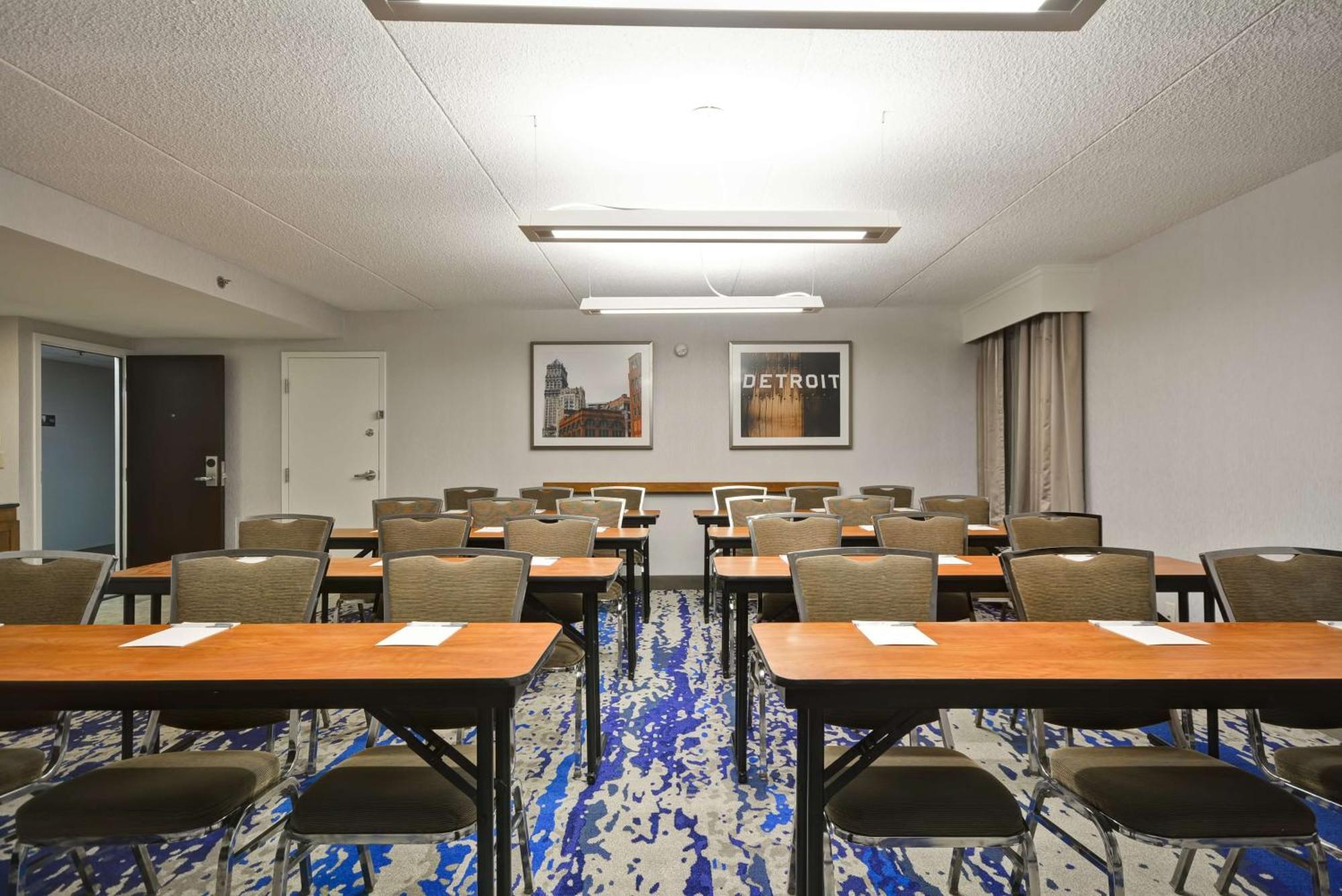 Hampton Inn Detroit Northville Extérieur photo