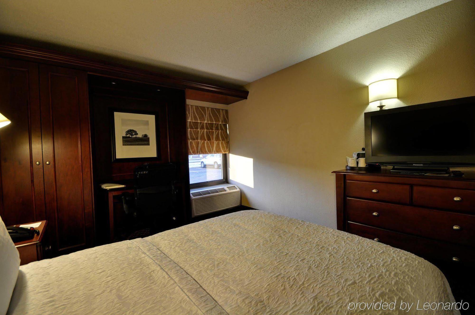 Hampton Inn Detroit Northville Extérieur photo
